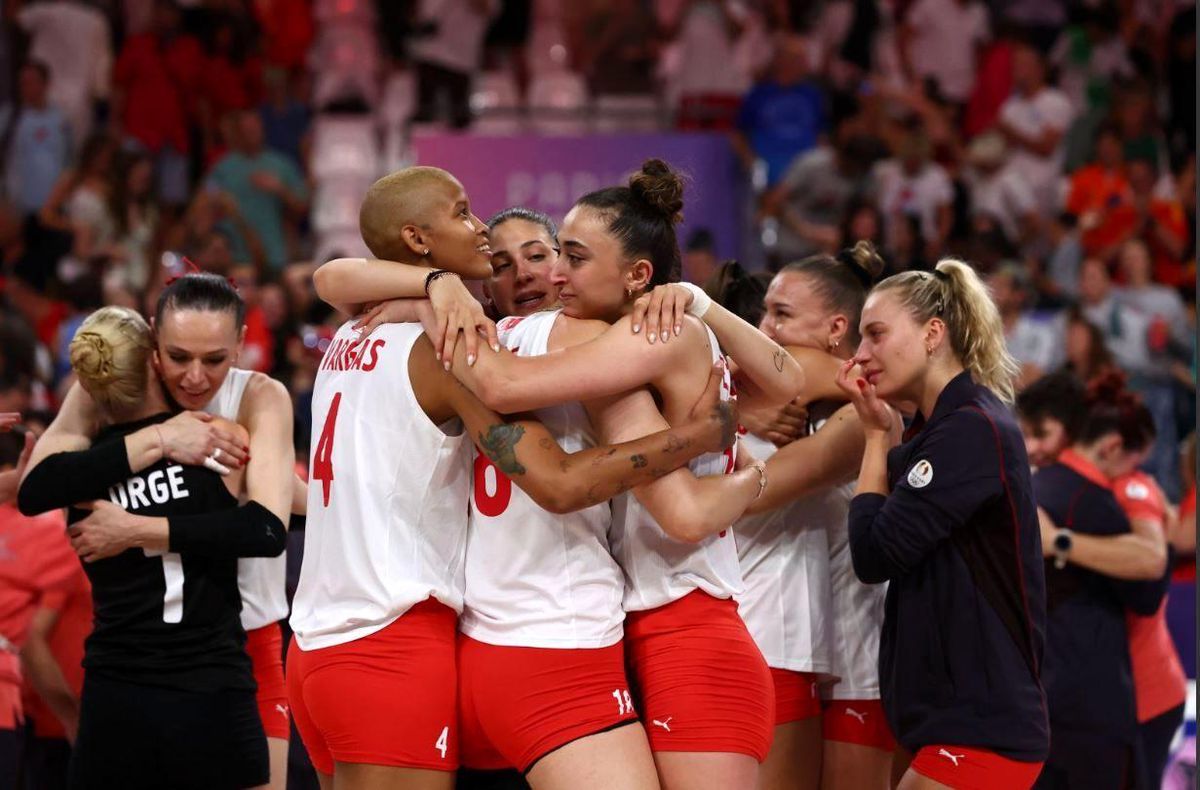 Türkiye A Milli Kadın Voleybol Takımı İtalya ile yarı finalde karşılaşacak