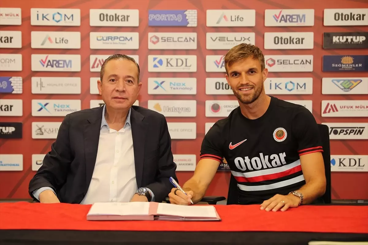 Gençlerbirliği, Slovenyalı stoper Zan Zuzek'i transfer etti