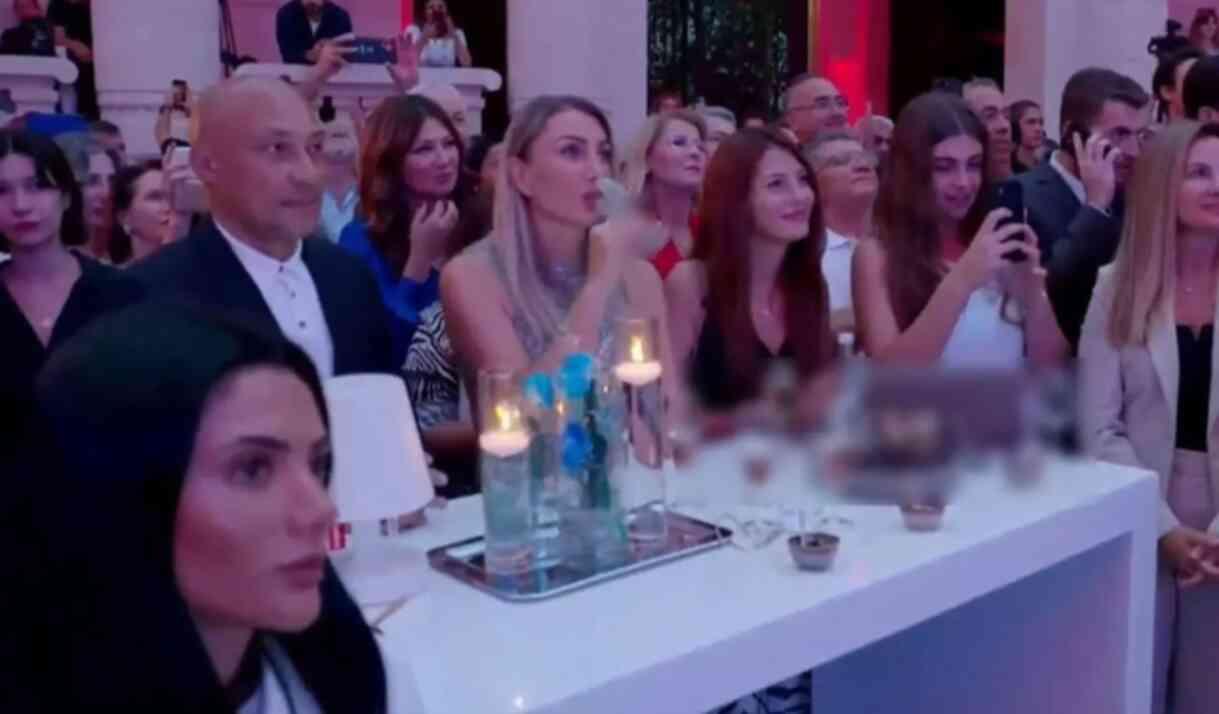 İmamoğlu'nun Paris'teki İstanbul tanıtımı CHP'nin 'after party'sine dönüştü