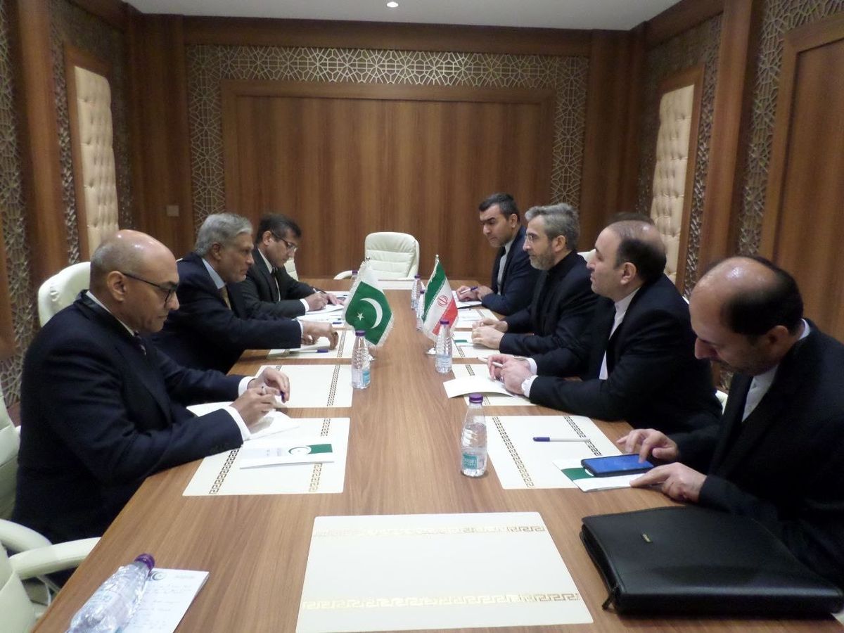 İran'a Pakistan'dan tam destek