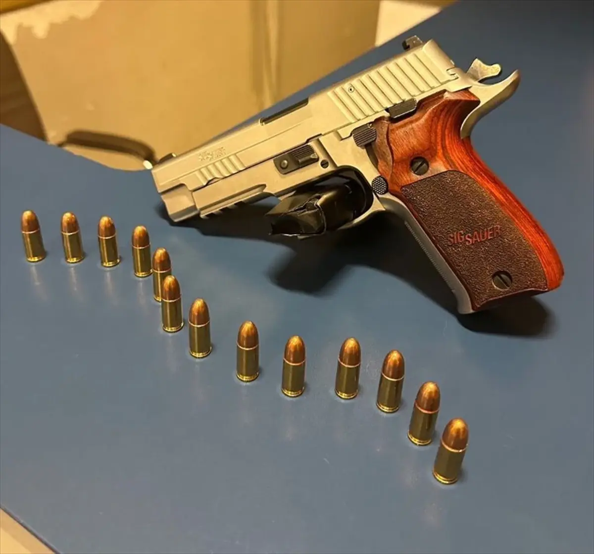 İzmir'de Asayiş Uygulamalarında 92 Kişi Tutuklandı