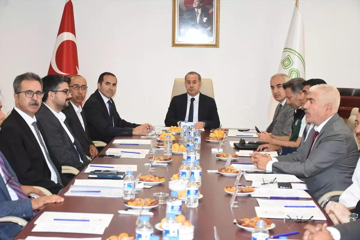 Malatya Vali Yardımcısı Talat Tabur Başkanlığında İl Su Kurulu Toplantısı Düzenlendi