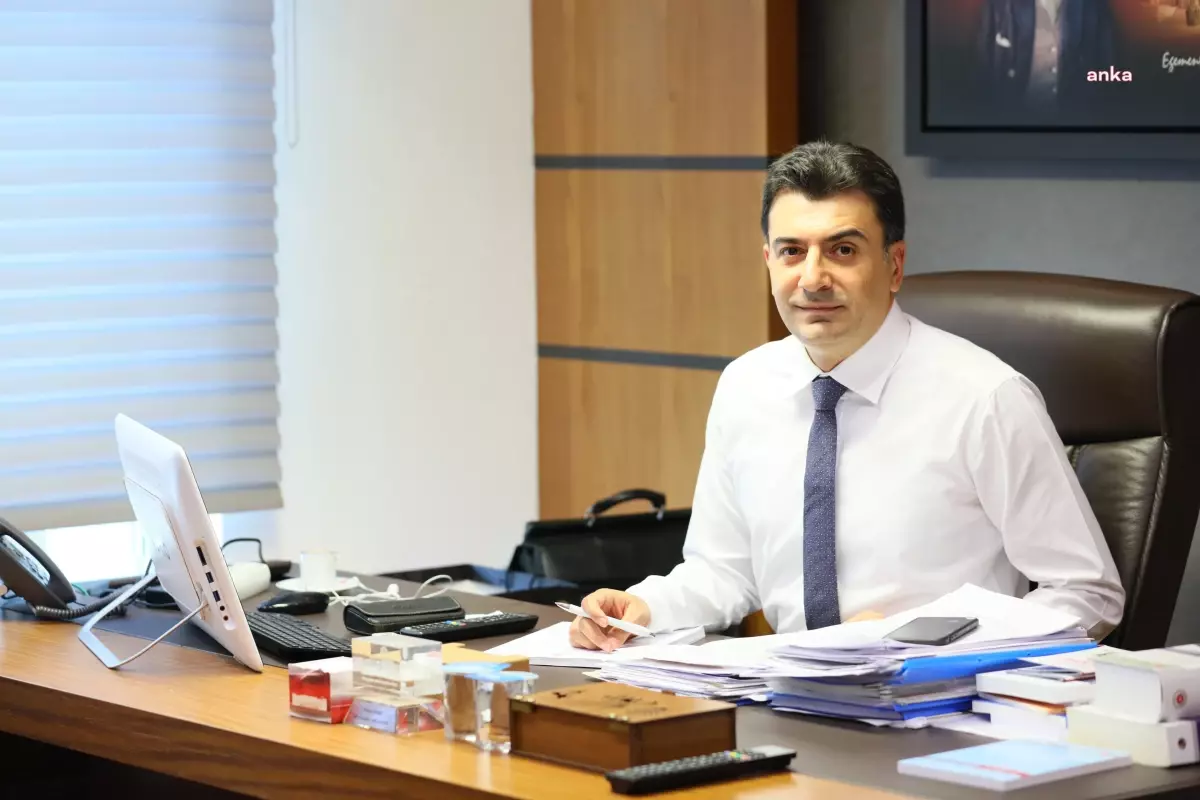 CHP Milletvekili Zeynel Emre'den sosyal medya yasaklarına eleştiri
