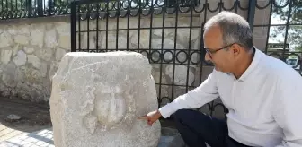 Çorum'da Dionysos kabartmalı litus bulundu