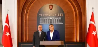 Trabzon Valisi Aziz Yıldırım, Şenol Güneş'le bir araya geldi