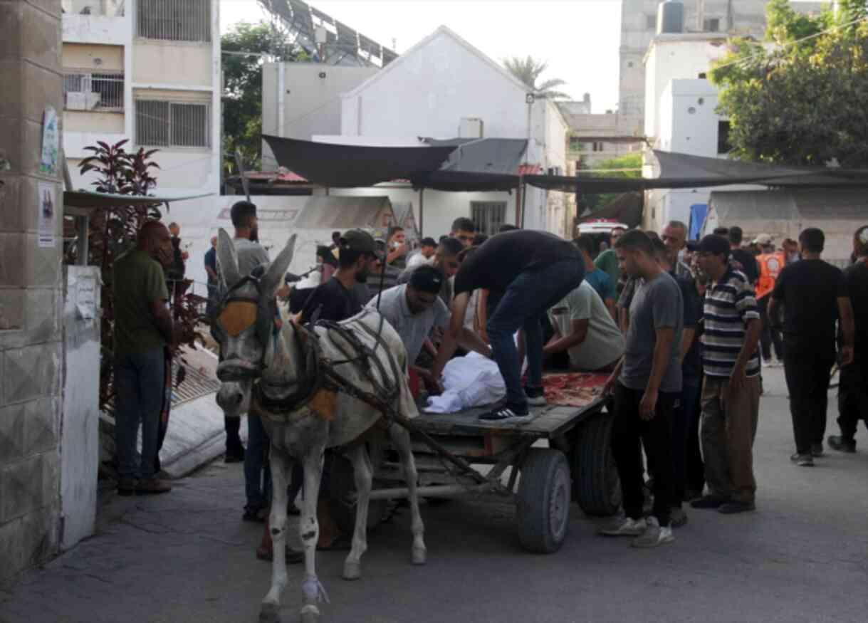إسرائيل تستخدم ثلاث قنابل تزن كل منها 907 كيلوغرامات في الهجوم على المدرسة التي يلجأ إليها السكان المدنيون