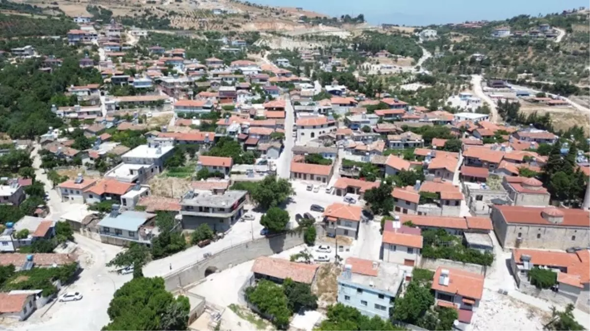 Asrın depremi 800 olan mahalle nüfusunu 10 kat artırdı