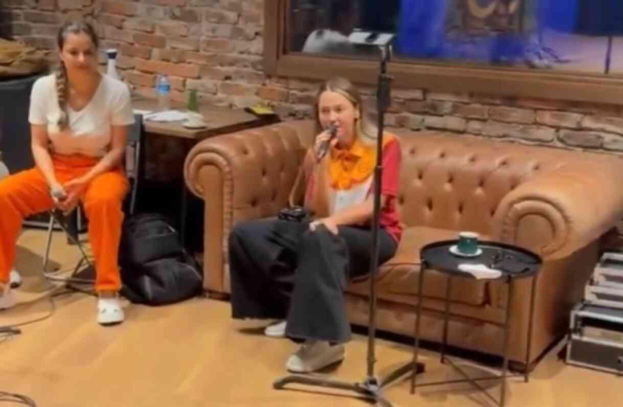 Hadise ve Okan Buruk sevgili mi? Aşk yaşadıkları iddia edildi! Hadise Okan Buruk aşkı iddiası gerçek mi? Hadise ve Okan Buruk sevgili mi? Aşk yaşadıkları iddia edildi! Hadise Okan Buruk aşkı iddiası gerçek mi?