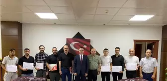 Bulancak'ta İş Makinesi Operatörlüğü Kursu Tamamlayanlara Belgeler Verildi