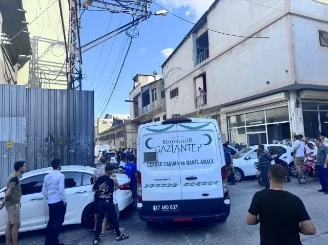 Pres makinesine sıkışan işletme sahibi feci şekilde can verdi