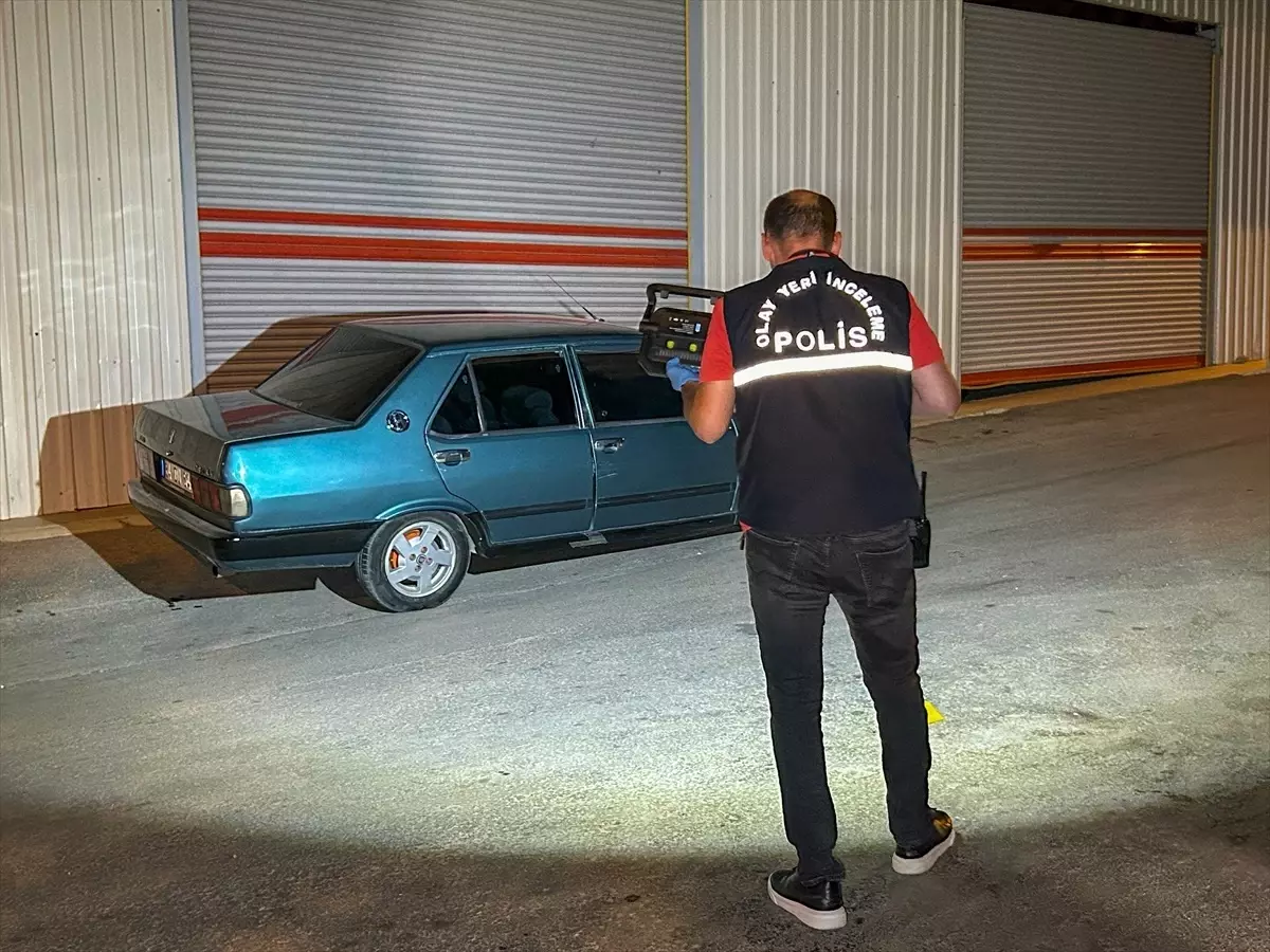 Uşak'ta bıçaklı kavgada yaralanan kişi hayatını kaybetti, 1 şüpheli gözaltına alındı