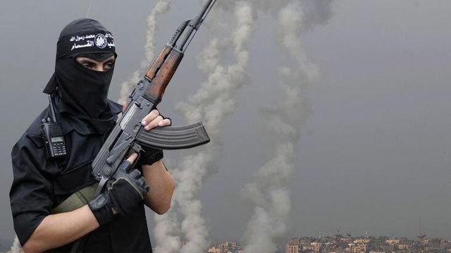 İsrail'de patlama sesleri! Hamas, Tel Aviv'e 2 adet roketli saldırı düzenledi