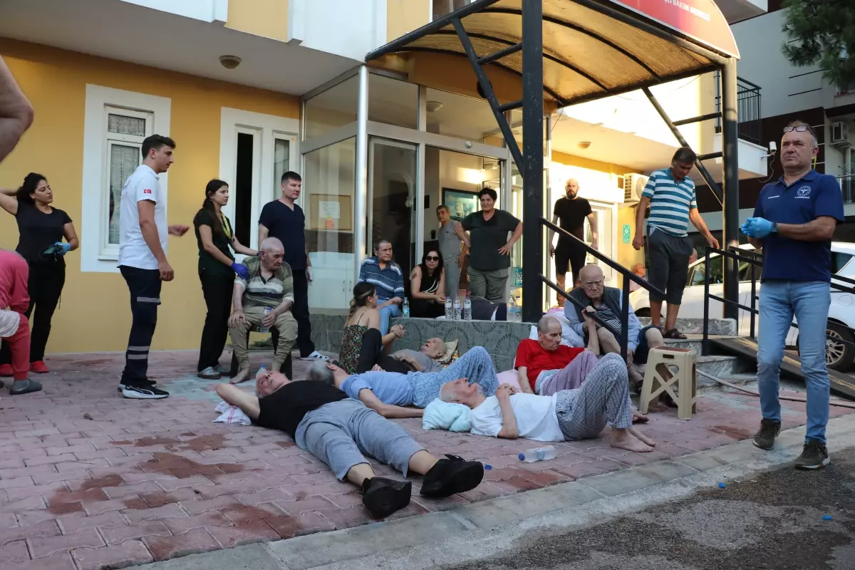 Antalya'da Huzurevinde Klima Patlamasıyla Yangın Çıktı