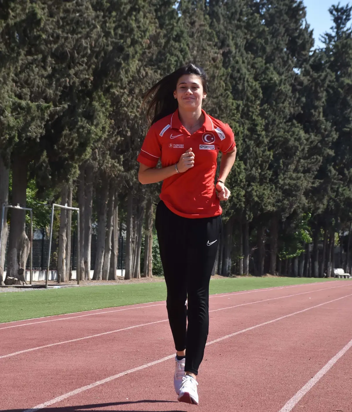Avrupa Atletizm Şampiyonası'nda Altın Madalya Kazanan Aysel Önder, Paris 2024 Paralimpik Oyunları'na Gidiyor