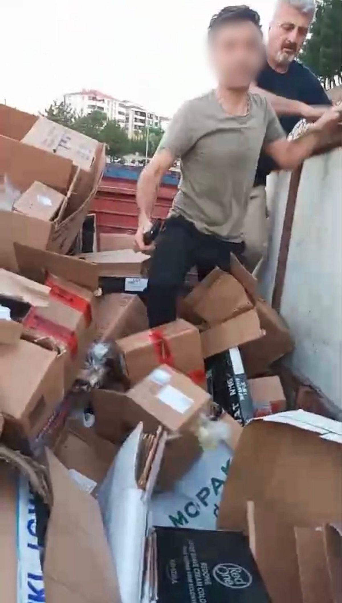 Karabük'te Firari Hapis Cezalısı Kamyonetin Kasasında Yakalandı