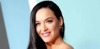 İspanyol yetkililer Katy Perry'nin koruma altındaki kum tepelerinde müzik klibi çektiği iddiasıyla soruşturma başlattı