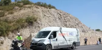 Tavşanlı'da Minibüsün Çarptığı Elektrikli Bisiklet Sürücüsü Hayatını Kaybetti