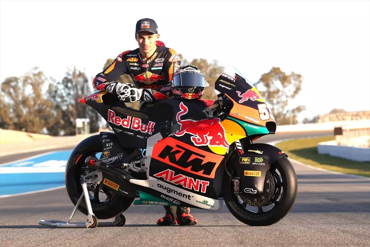 Red Bull sporcusu Deniz Öncü, Moto2 Dünya Şampiyonası'nda mücadele etmeye devam edecek