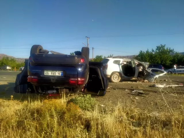 Malatya'da zincirleme trafik kazası: 2 ölü, 4 yaralı