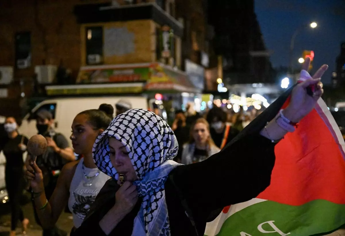 Kamala Harris'in 2024 başkanlık seçimleri etkinliği Filistin destekçileri tarafından protesto edildi