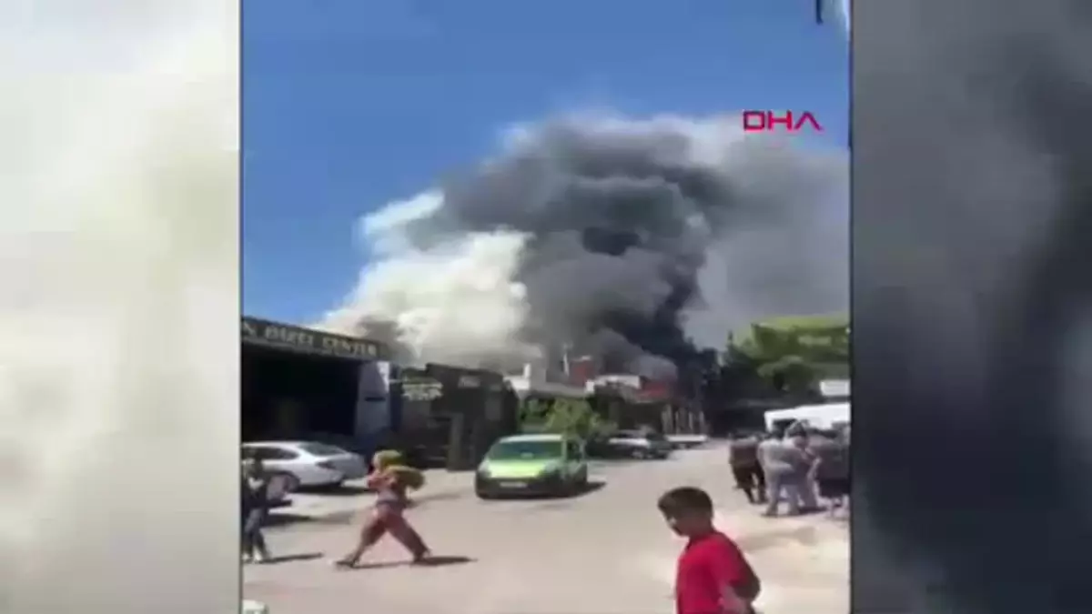 Antalya'da Yapı Malzemeleri İş Yerinde Yangın Çıktı