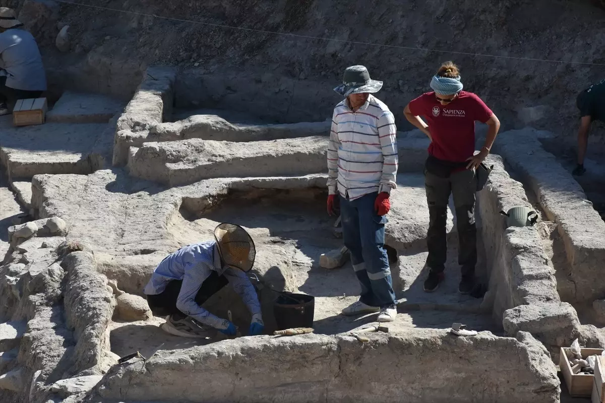 Arslantepe Höyüğü'nde 4 bin yıllık fırın bulundu