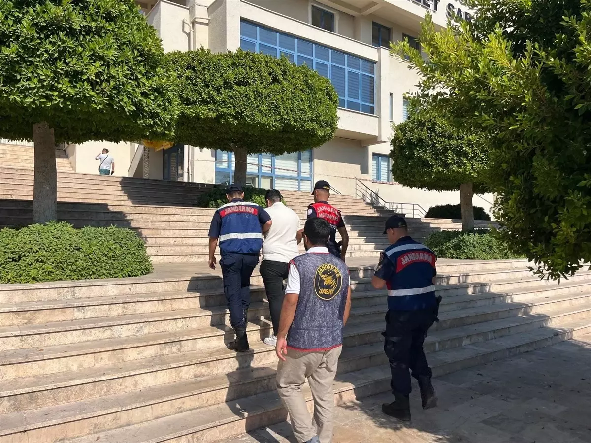 Firari Hükümlü Kadın Aydın'da Yakalandı