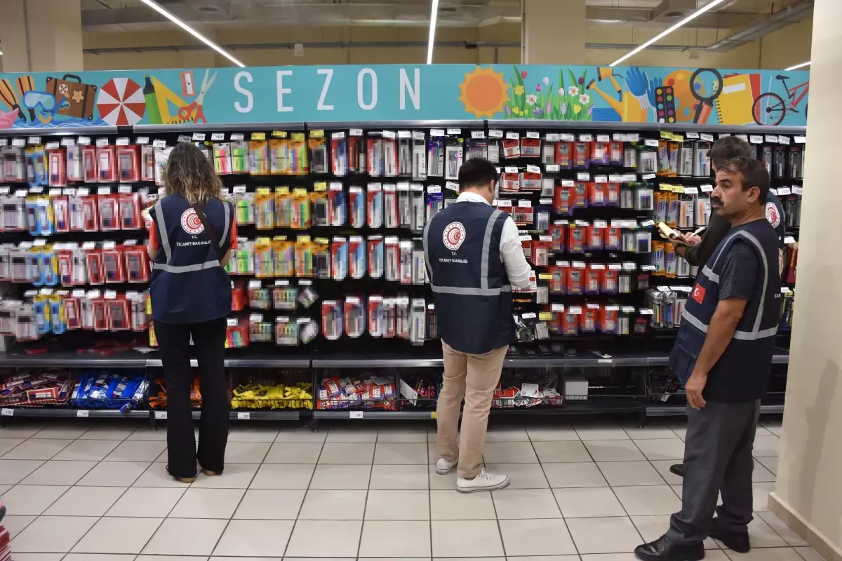 İzmir'de Okul Malzemeleri Satışı Yapan İşletmelere Denetim