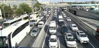 Kadıköy İstikametinde Trafik Yoğunluğu Oluştu