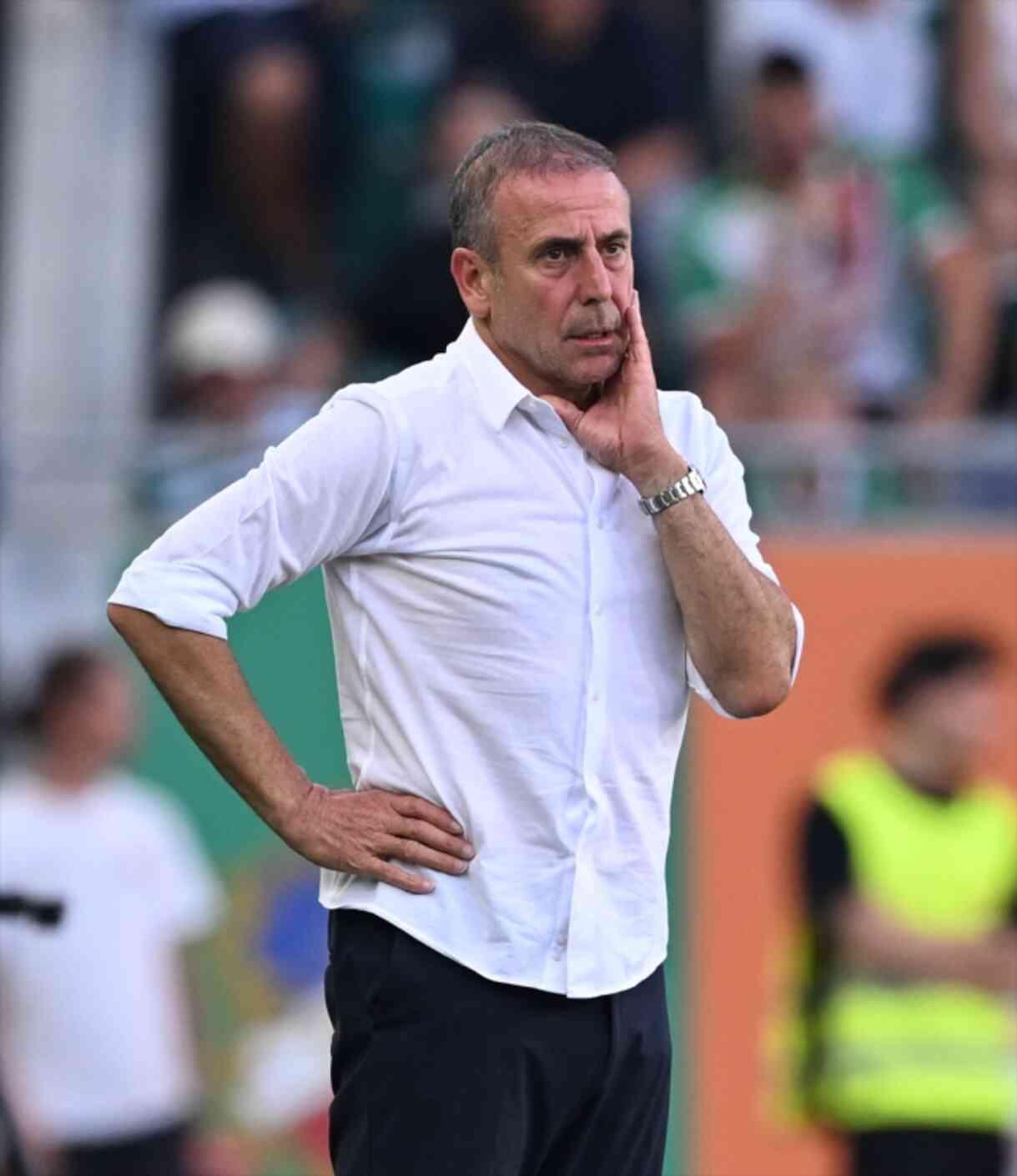 Rapid Wien'e 2-0 yenilen Trabzonspor, UEFA Avrupa Ligi'ne veda etti Rapid Wien'e 2-0 yenilen Trabzonspor, UEFA Avrupa Ligi'ne veda etti