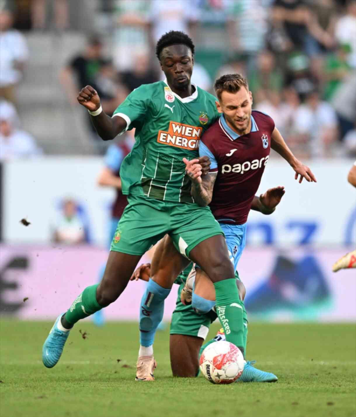 Rapid Wien'e 2-0 yenilen Trabzonspor, UEFA Avrupa Ligi'ne veda etti Rapid Wien'e 2-0 yenilen Trabzonspor, UEFA Avrupa Ligi'ne veda etti