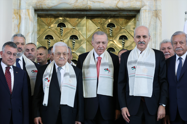 TBMM'de konuşan Mahmud Abbas, İsrail'e meydan okudu: Dik durmaya devam edeceğiz