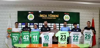 Corendon Alanyaspor, yeni transferlerini ve sözleşme yenileyen futbolcularını tanıttı