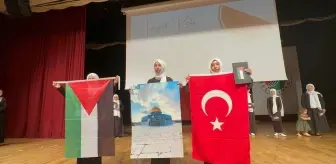 Antalya'da Turgut Reis Camisi Kur'an kursu mezuniyet töreninde ödüller Filistin'e bağışlandı