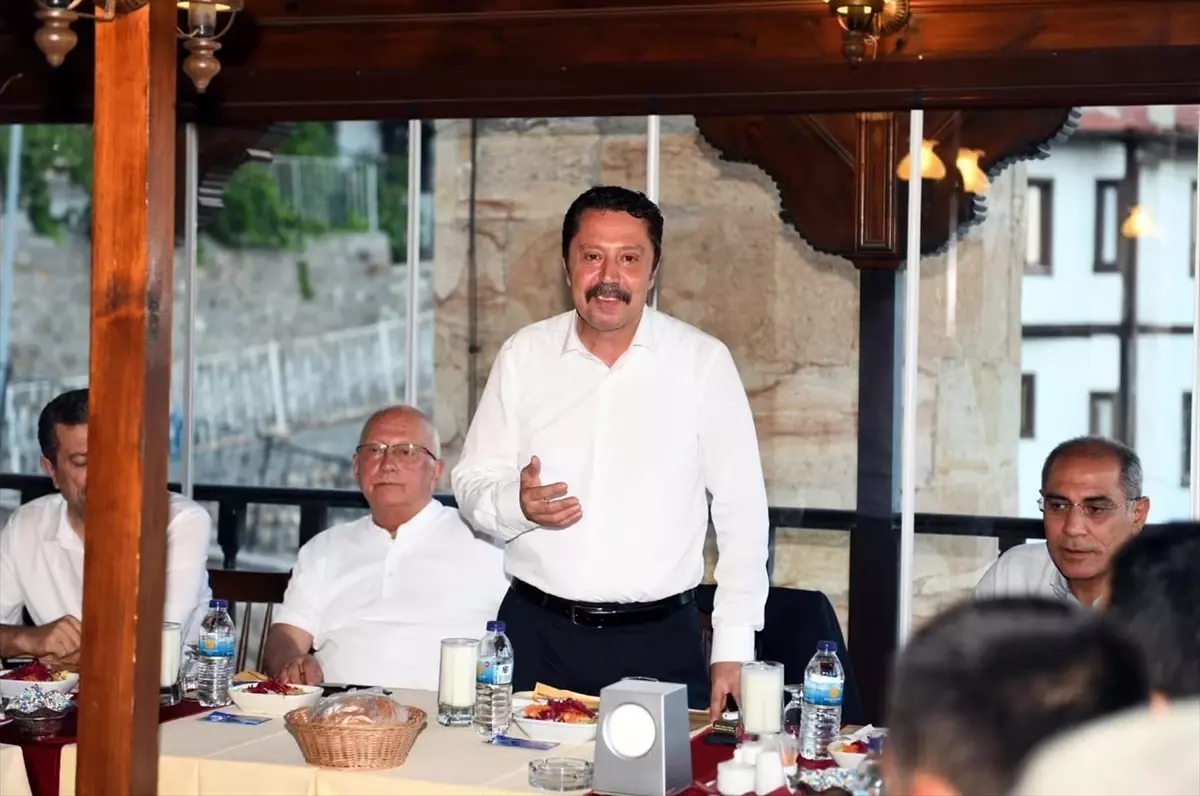 Beypazarı Belediye Başkanı İş İnsanlarıyla Görüş Alışverişinde Bulundu