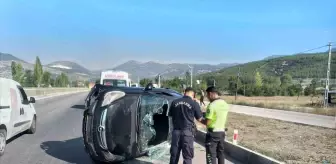 Burdur-Antalya Karayolunda Otomobil Kaza Yaptı