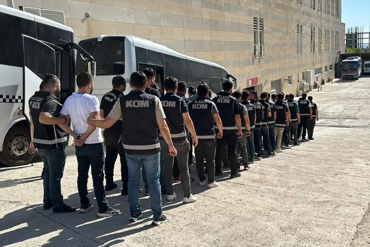 Elazığ'da organize suç örgütü operasyonunda 11 kişi tutuklandı