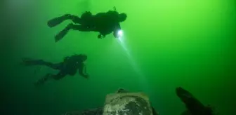 Marmara Depremi'nde su altında kalan Gölcük'ün 'batık şehri' görüntülendi