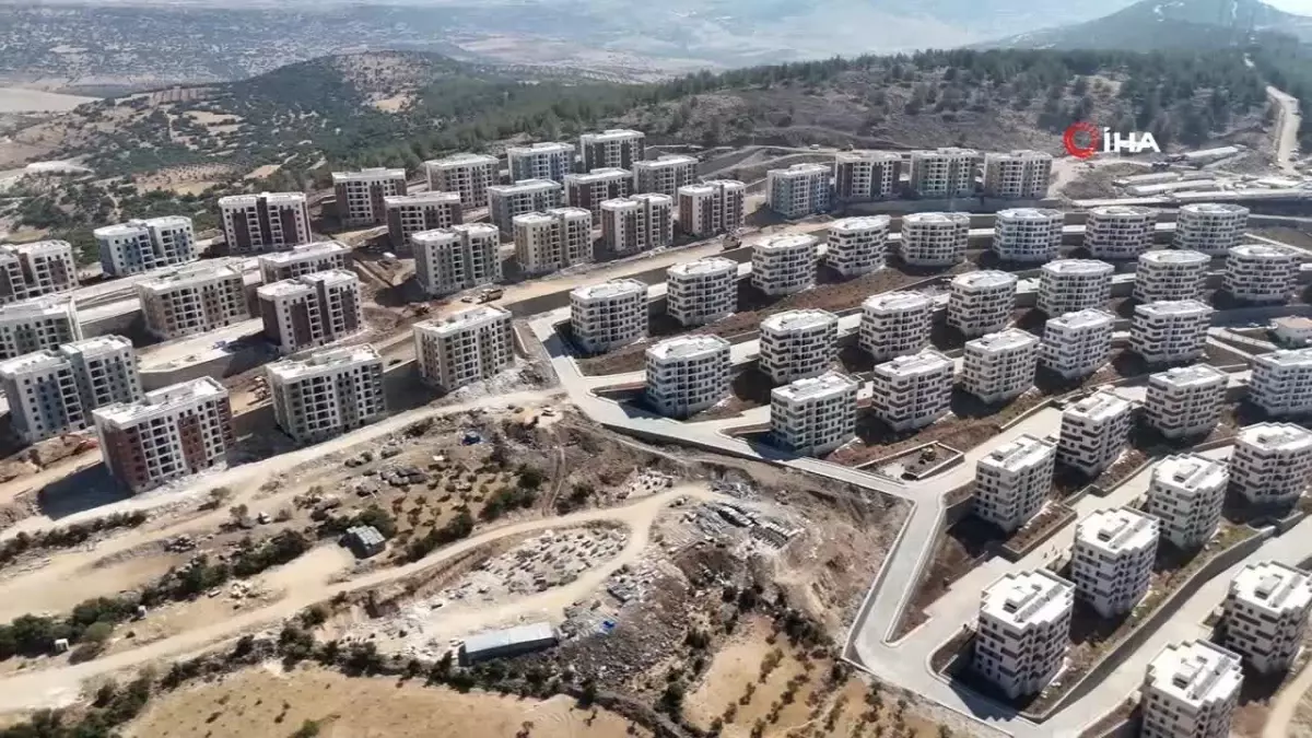 Kilisli depremzedeler TOKİ'nin yaptığı konutlara yerleşmeye başladı
