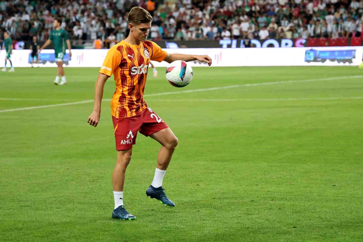 Trendyol Süper Lig: Konyaspor: 0 Galatasaray: 0 (Maç devam ediyor)
