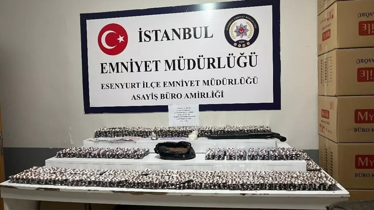 Esenyurt'ta Uyuşturucu Operasyonu: Çok Sayıda Madde Ele Geçirildi