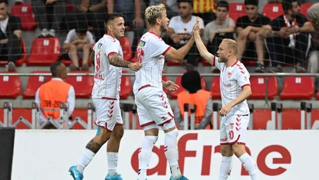 Sivasspor defeated Kayserispor 2-1 away.