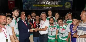 Ferizli'de 15 Temmuz Demokrasi ve Milli Birlik Günü Futbol Turnuvası Şampiyonu Belli Oldu