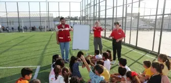 Hatay'da Türk Kızılayı tarafından başlatılan proje ile depremzede çocuklar sporla rahatlıyor