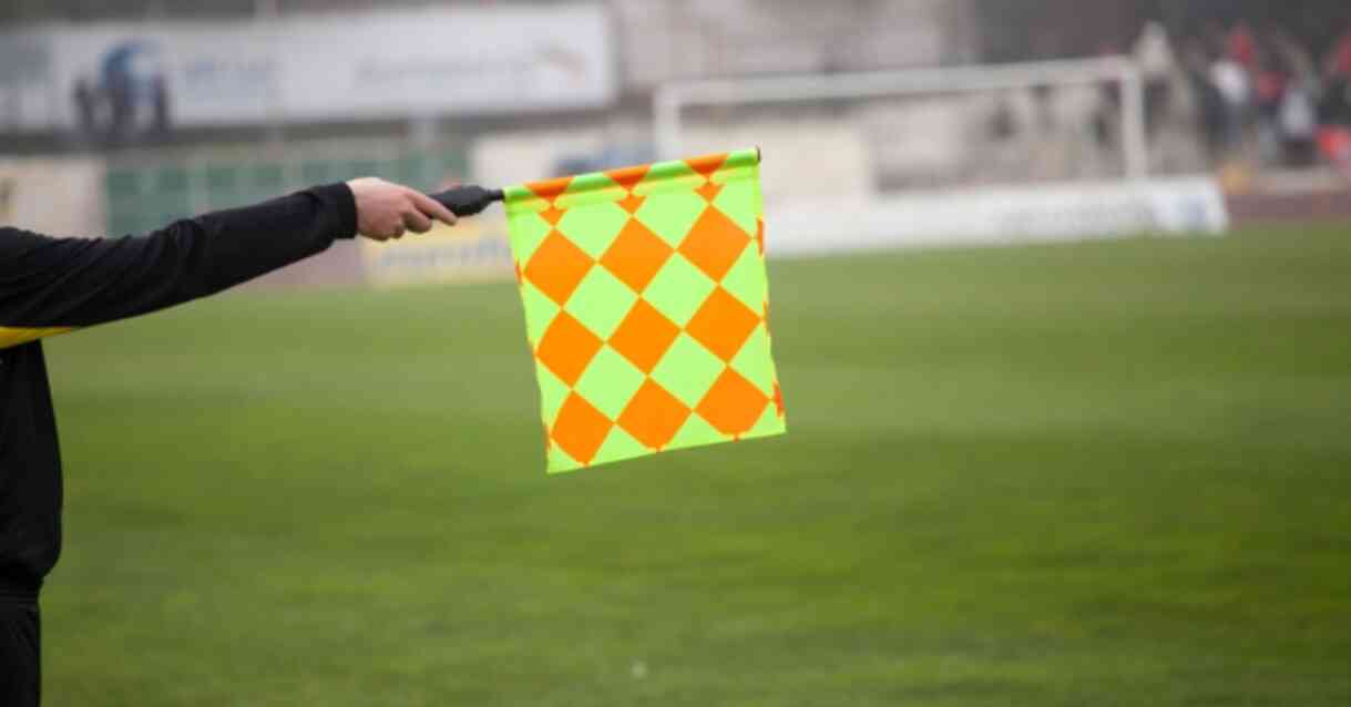 Ofsayt ne demek? Futbolda ofsayt nedir? Ofsayt olunca ne olur? Ofsayt nasıl olur?