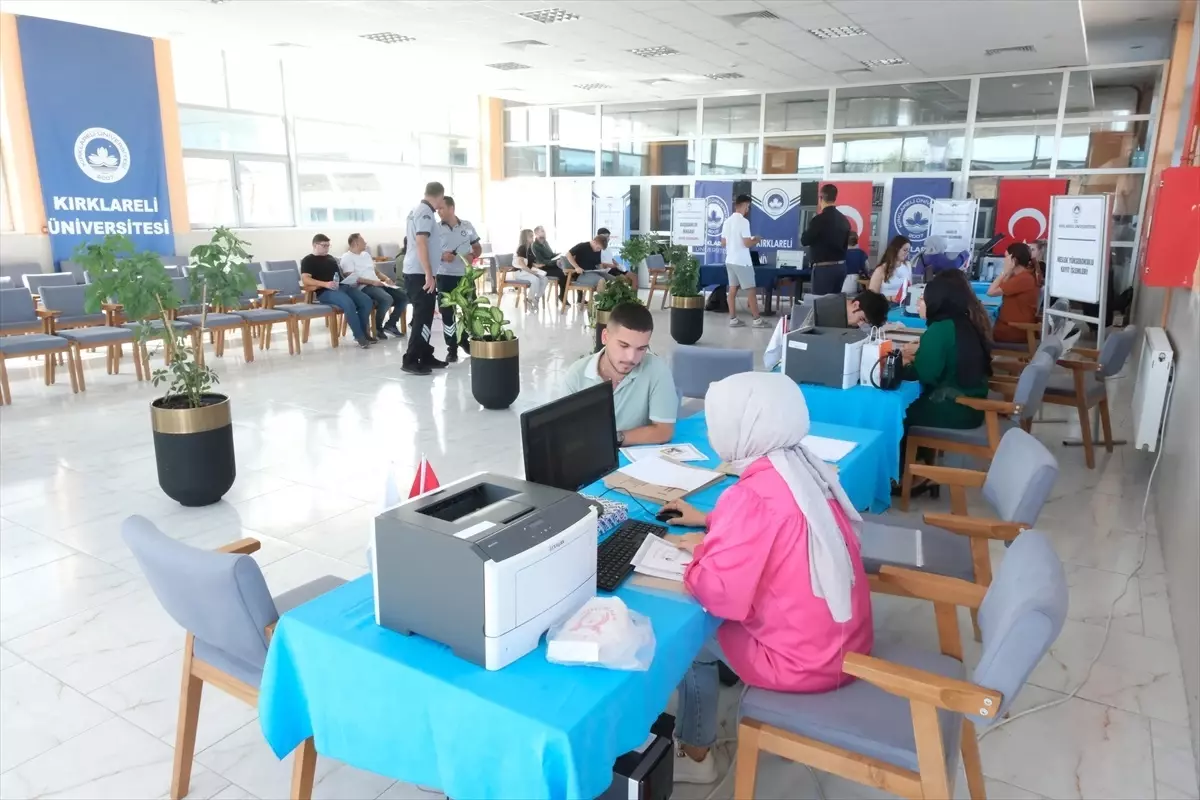 KLÜ'de öğrenci kayıtları başladı