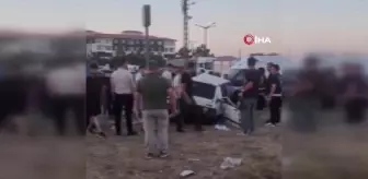 Yozgat'ta otomobil ile pikabın çarpışması: 8 yaralı