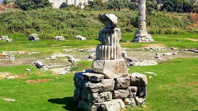 Efes'teki Artemis Tapınağı nerede nerede? Artemis Tapınağı hikayesi ne? Dünya'nın yedi harikasından Artemis Tapınağı'nı kim yaptı?