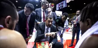 Karşıyaka Basketbol, yardımcı antrenör Recep Şen'le yollarını ayırdı