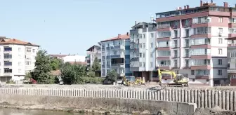 Terme Çayı'nın yatağı genişletiliyor